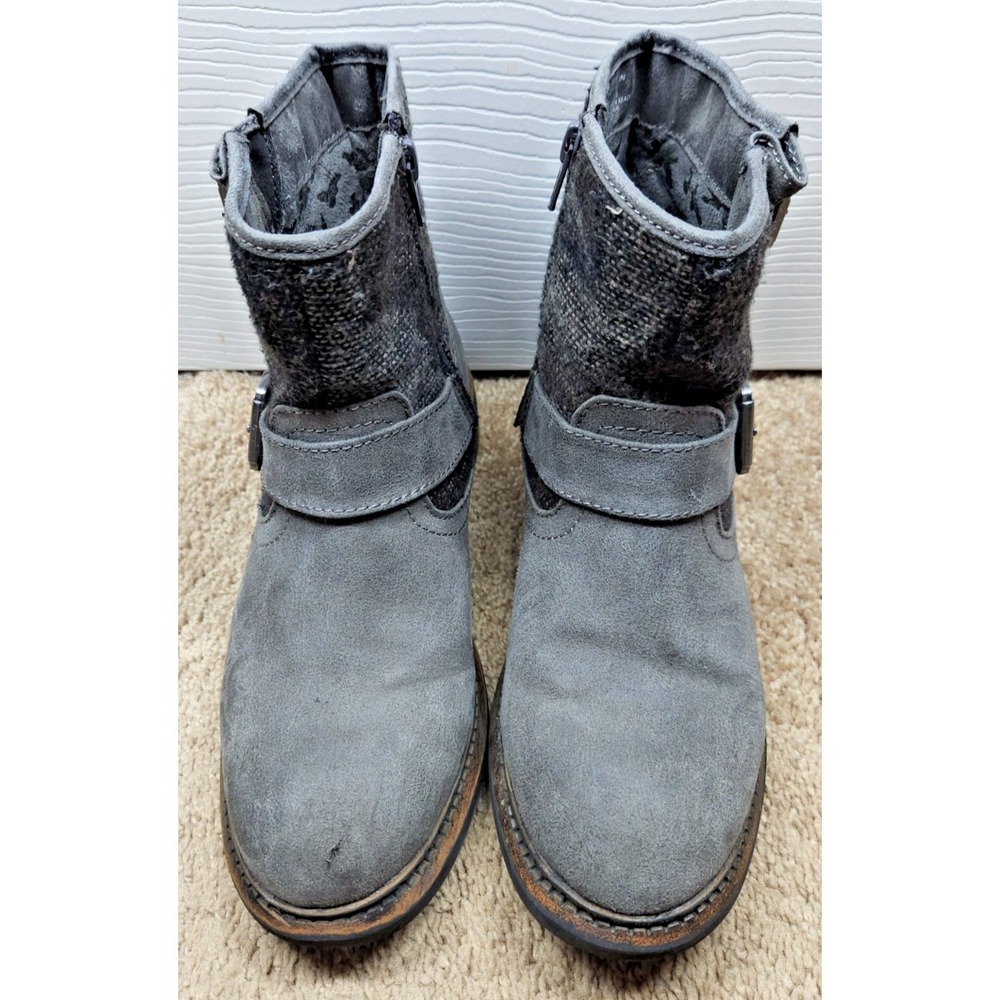 White Mountain Women's Carlin Suede/Fabric Buckle Ankle Booties Gray 7M Western - Picture 5 of 13